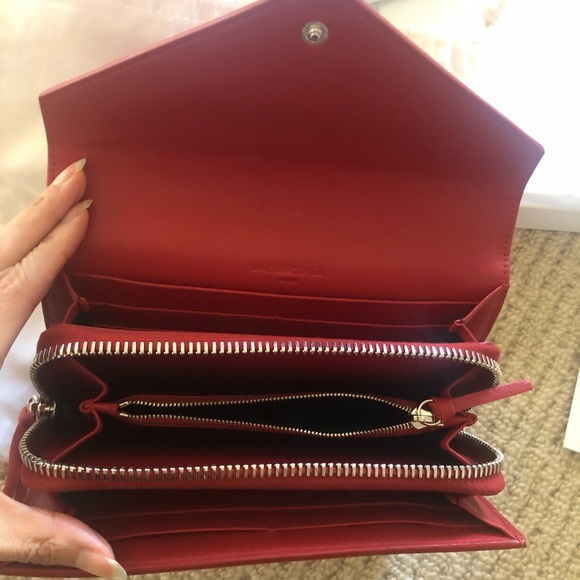 Brand new 🌟Balenciaga clutch🌟 - Picture 2 of 5